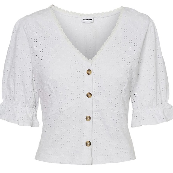 Cropped V-Neck Crochet Blouse - Picture 1 of 9